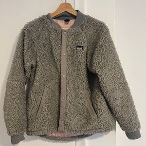 Patagonia Gray Fleece Jacket - Small